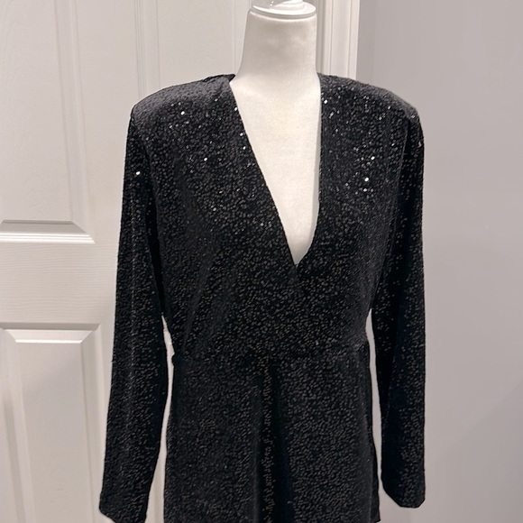 Brand new ZARA Evening beaded mini Dress - Picture 3 of 16